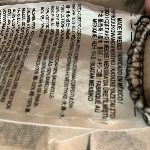 Vans & Disney Size Medium Black and White Checkered T-Shirt & Stitch Graphic Tee - Picture 5 of 9